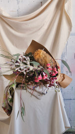 Load image into Gallery viewer, Moody Bouquet