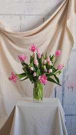 Load image into Gallery viewer, en Masse Tulips
