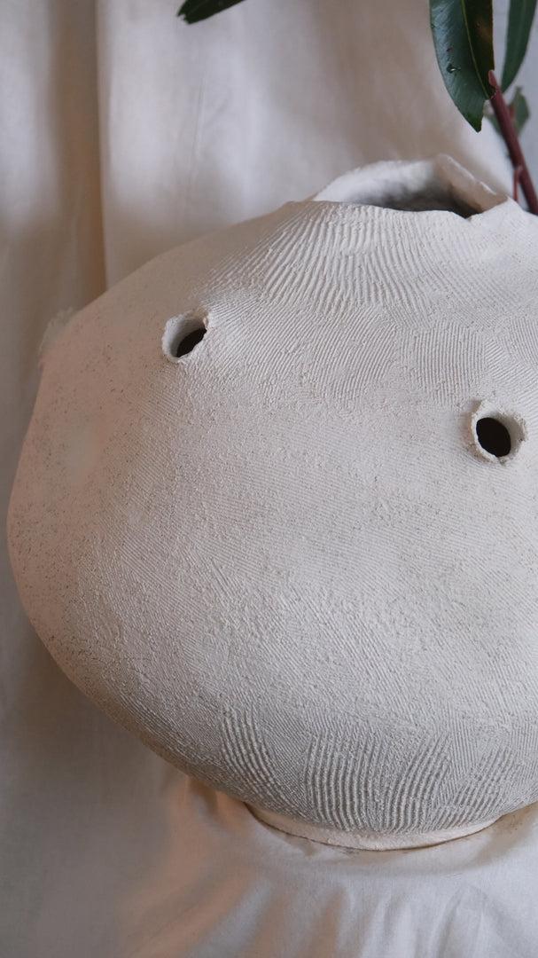 Objects Of Virtue White Pot #296