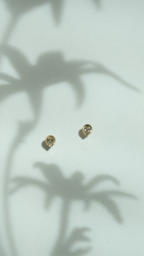 Hugh Thyregod 18ct Gold and Diamond Studs