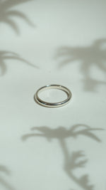 Load image into Gallery viewer, Hugh Thyregod Silver Ring